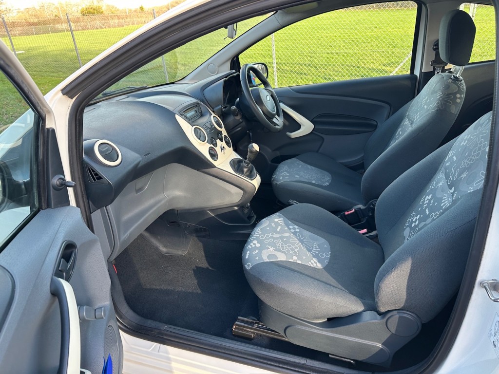 FORD KA 1.2 Studio 2013