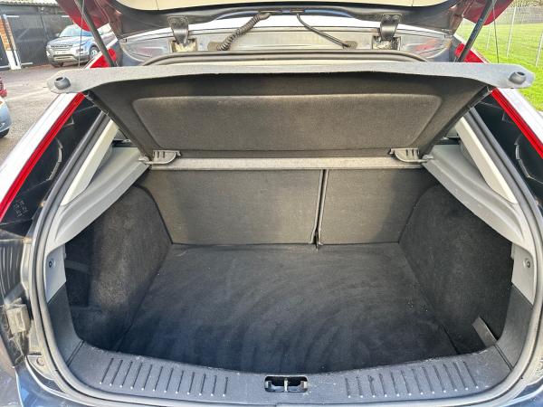 View FORD FOCUS 1.6 Zetec S