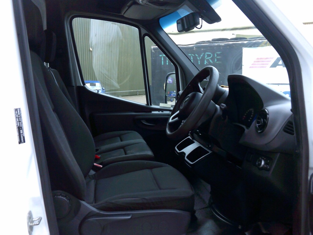 MERCEDES-BENZ SPRINTER 2.0 315 CDI Progressive 2020