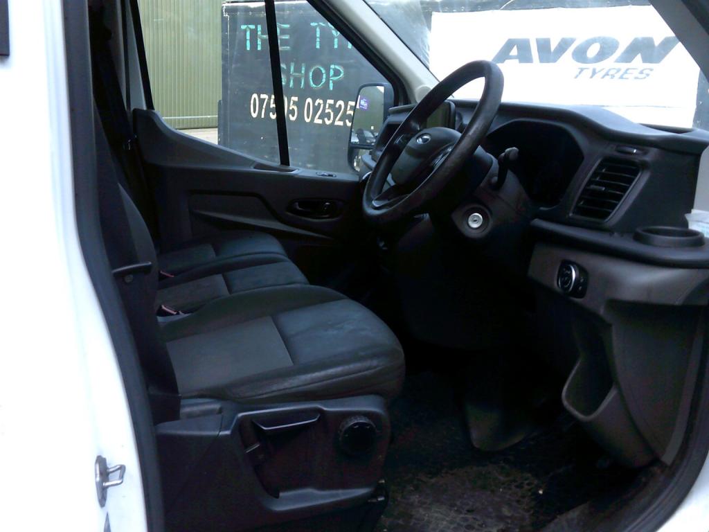 FORD TRANSIT 2.0 350 EcoBlue Leader 2020