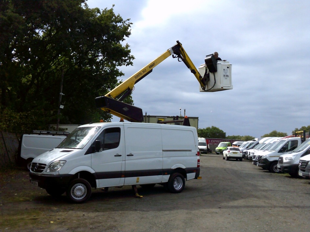 View MERCEDES-BENZ SPRINTER 2.2 513 CDi