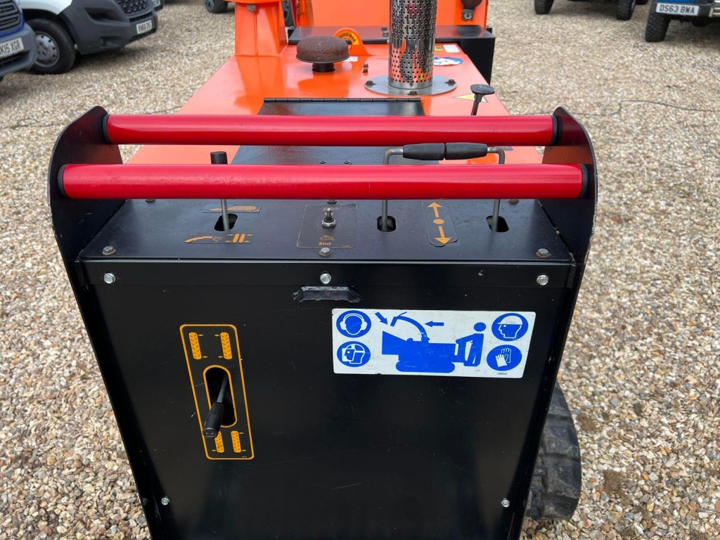 KUBOTA B2230