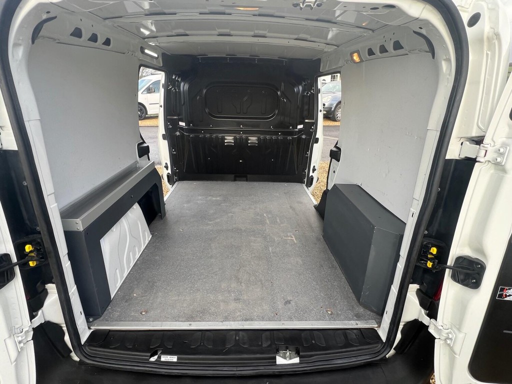 VAUXHALL COMBO