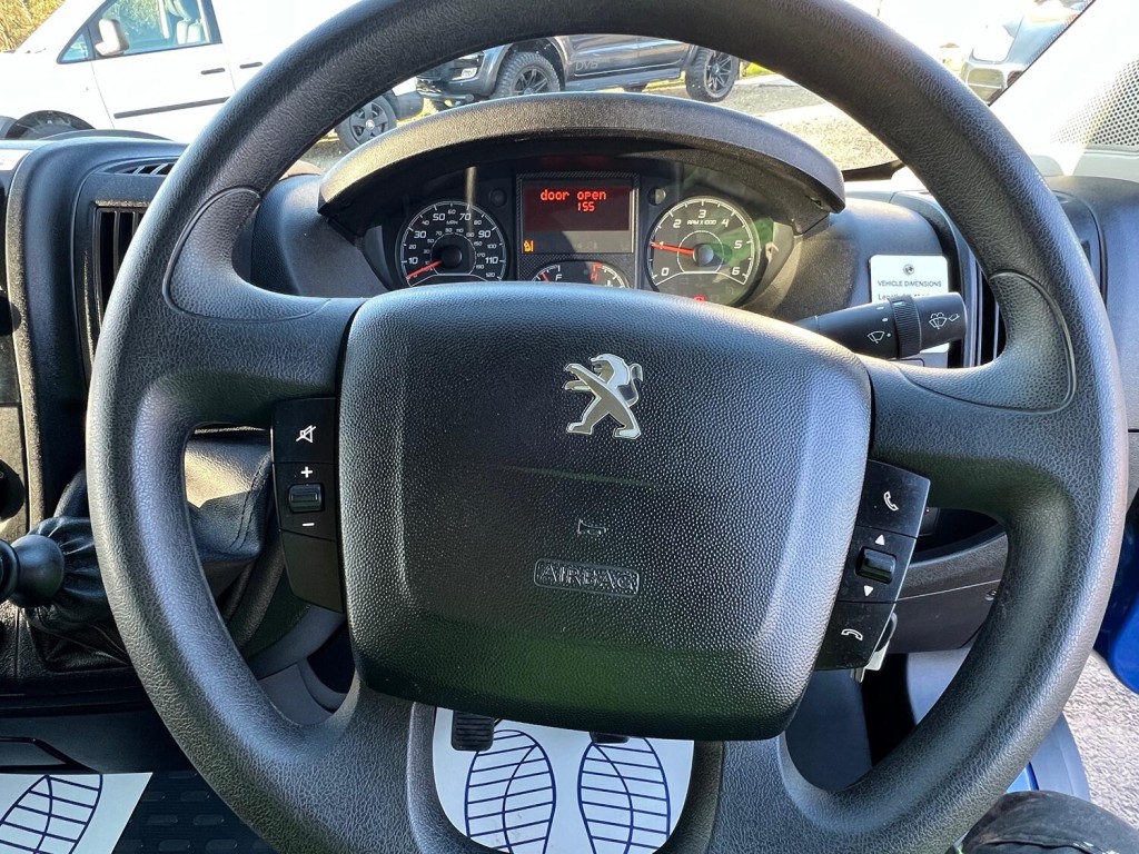 PEUGEOT BOXER