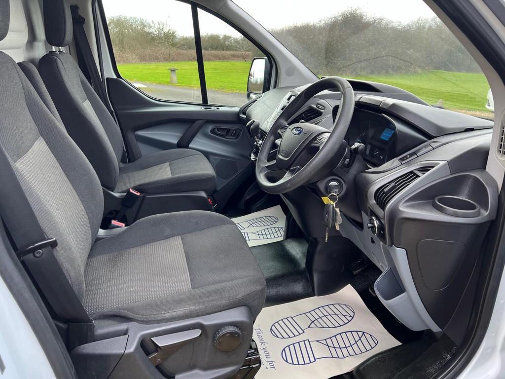 View FORD TRANSIT CUSTOM 2.2 TDCi 290 ECOnetic 