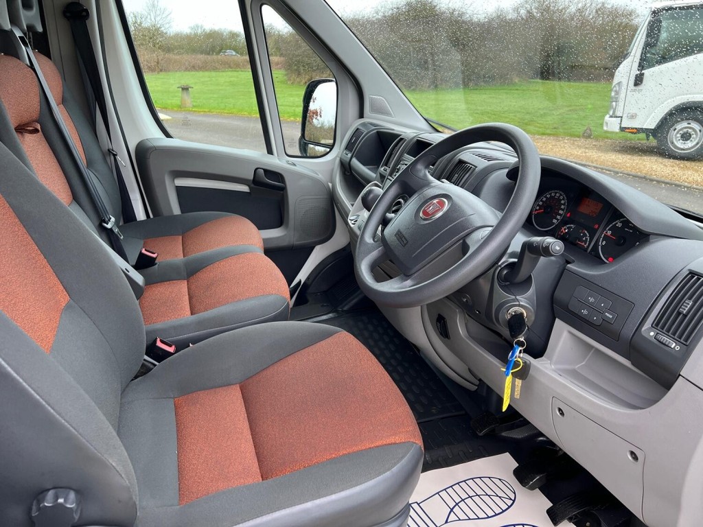 View FIAT DUCATO 2.2 Ducato 30 Van 2.2jtd 100 Bhp