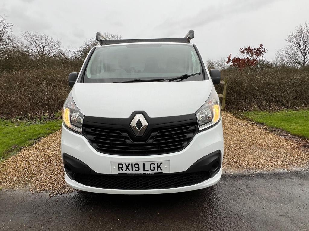 RENAULT TRAFIC