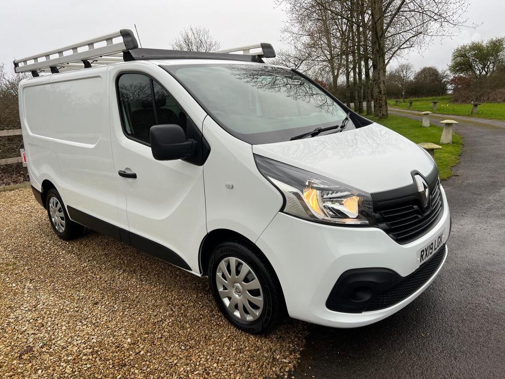 RENAULT TRAFIC