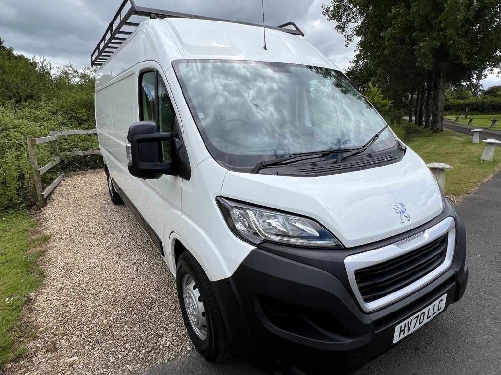 View PEUGEOT BOXER 2.2 BlueHDi 435 S 