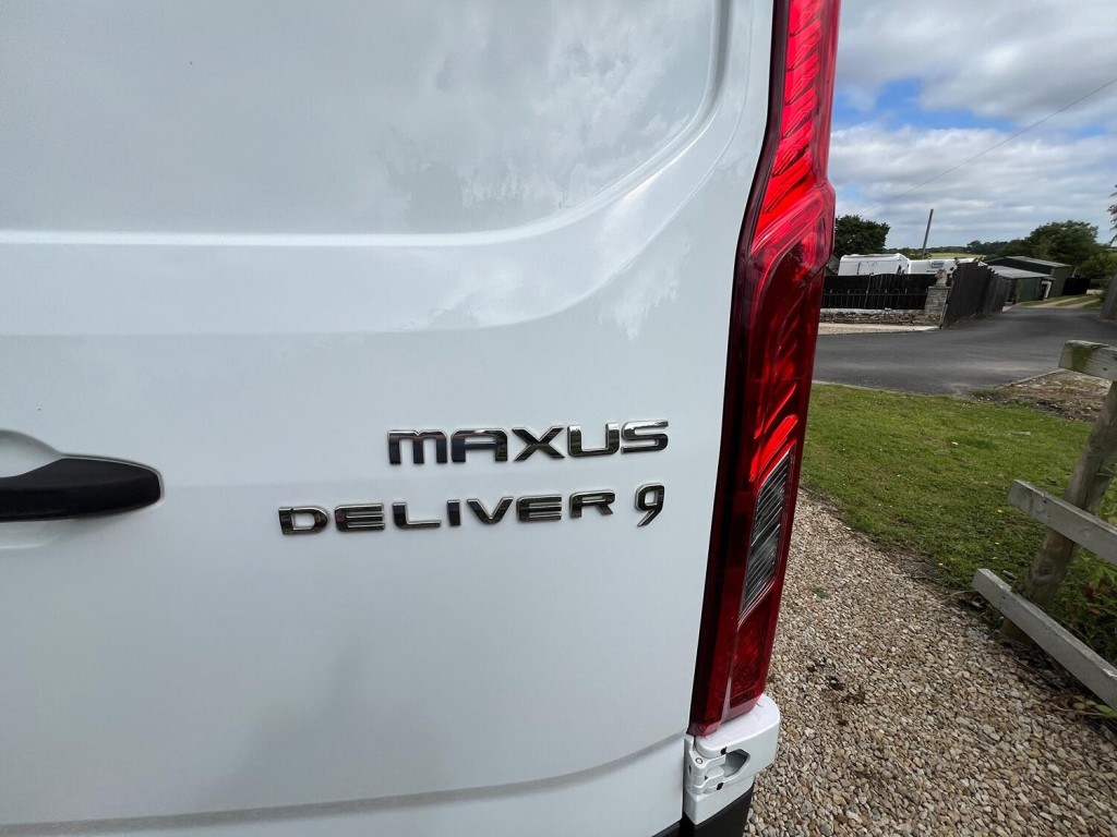 MAXUS DELIVER 9