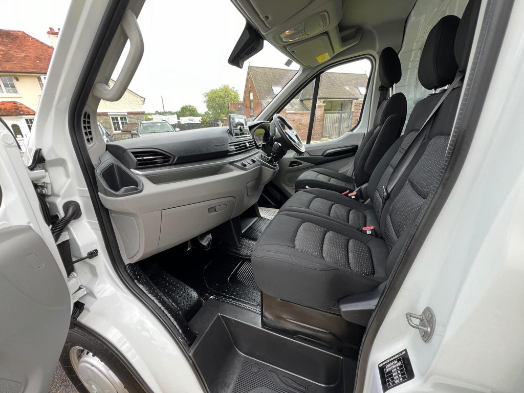 MAXUS DELIVER 9