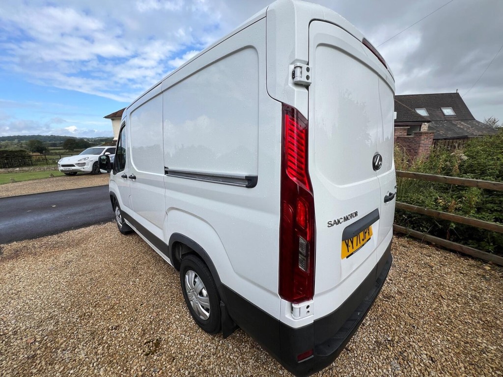 MAXUS DELIVER 9