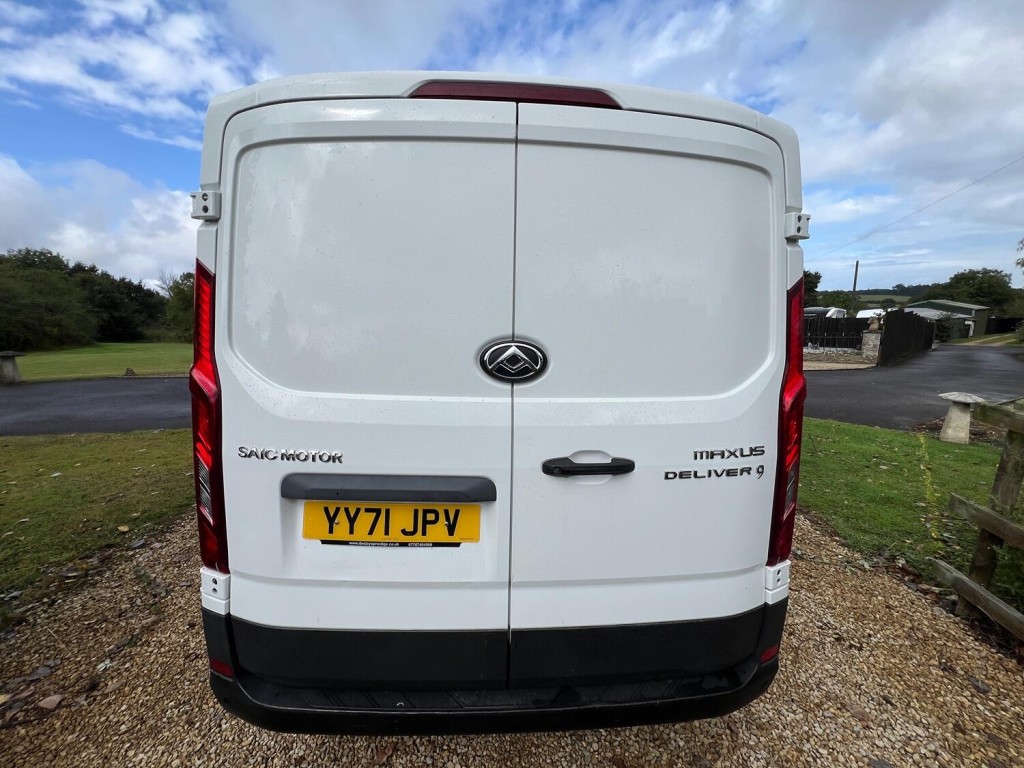 MAXUS DELIVER 9