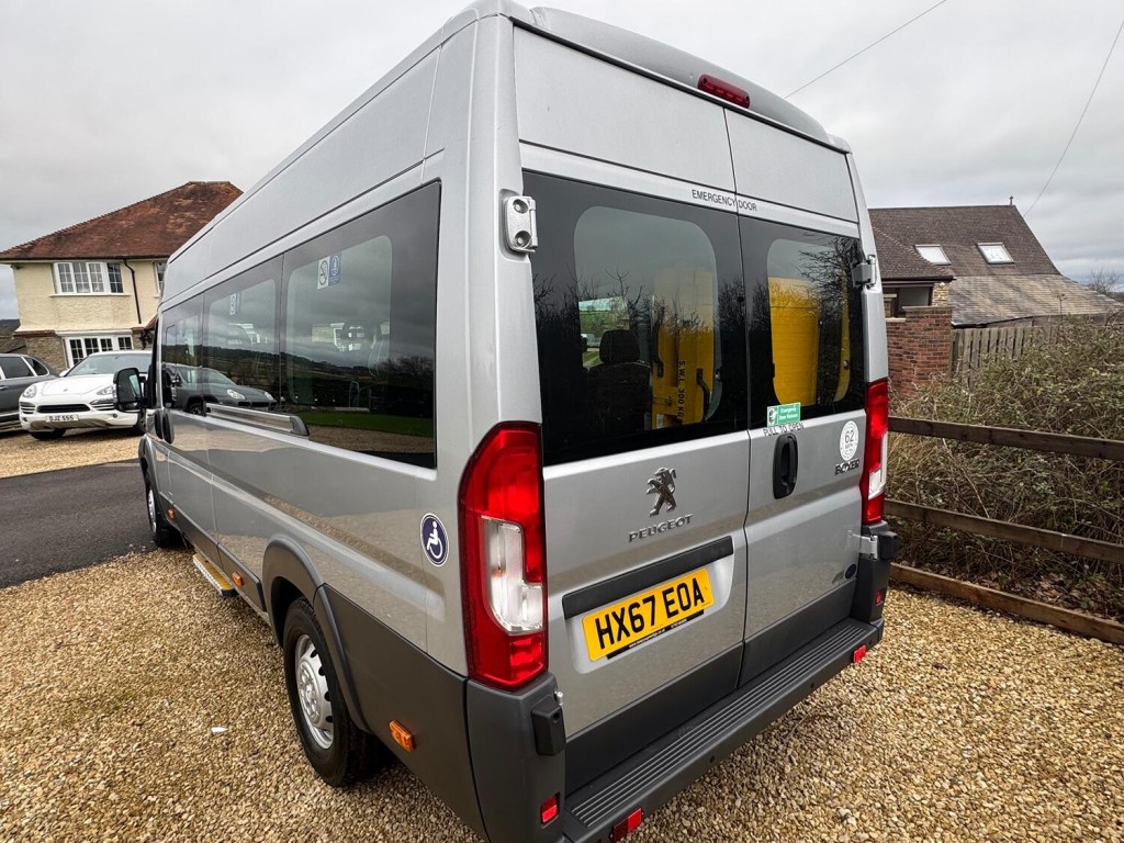 PEUGEOT BOXER