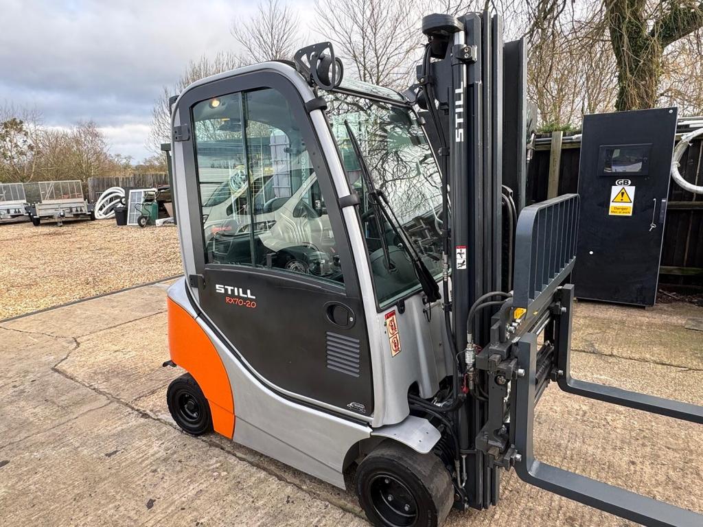 View FORD TRANSIT STILL RX70-20 FORKLIFT