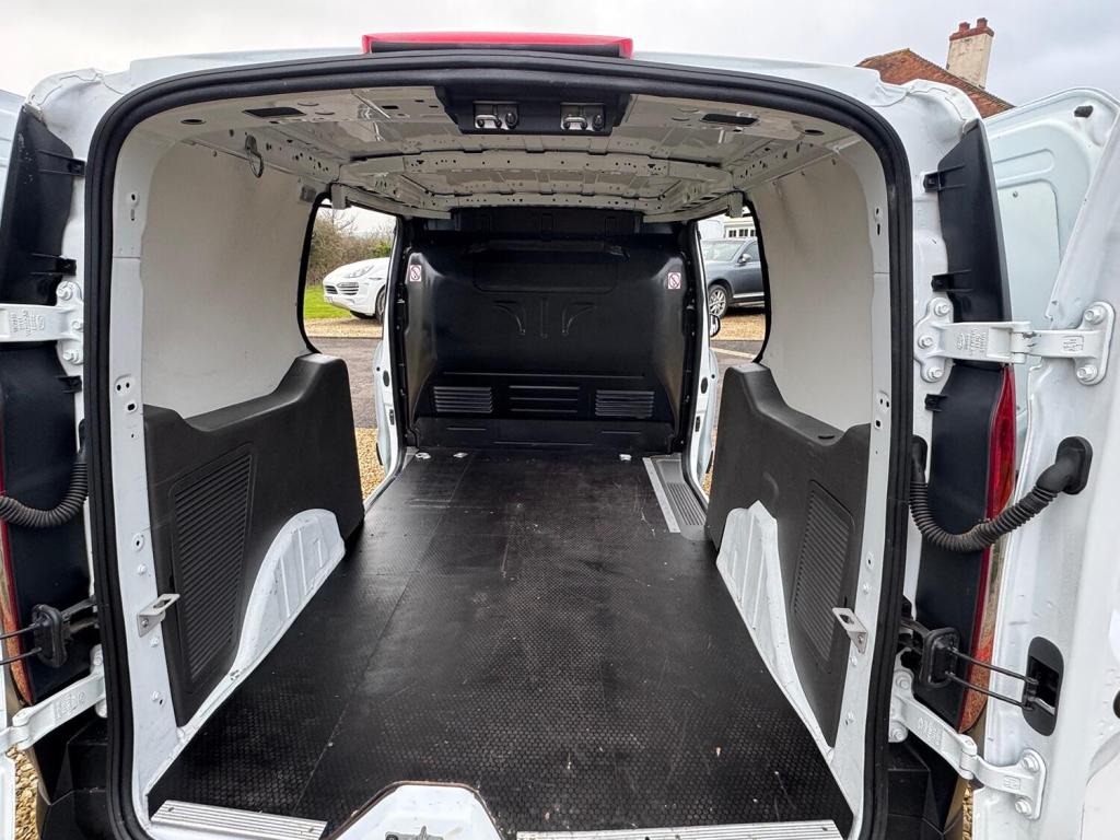 FORD TRANSIT CONNECT