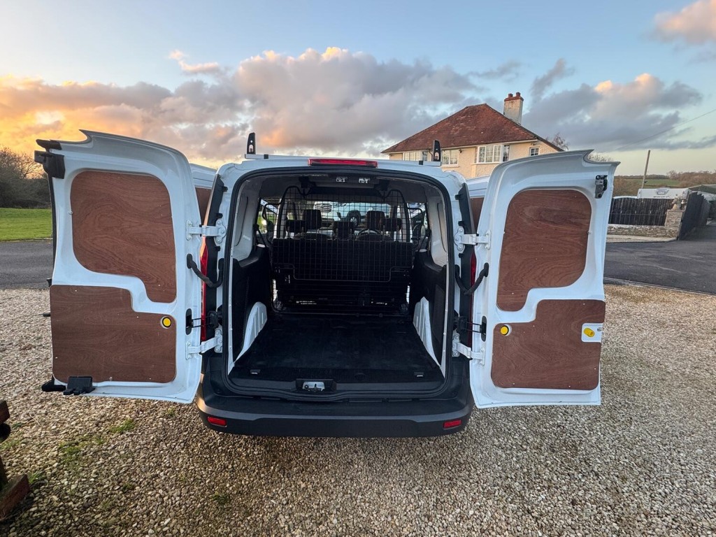 FORD TRANSIT CONNECT
