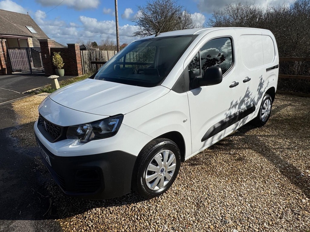 PEUGEOT PARTNER
