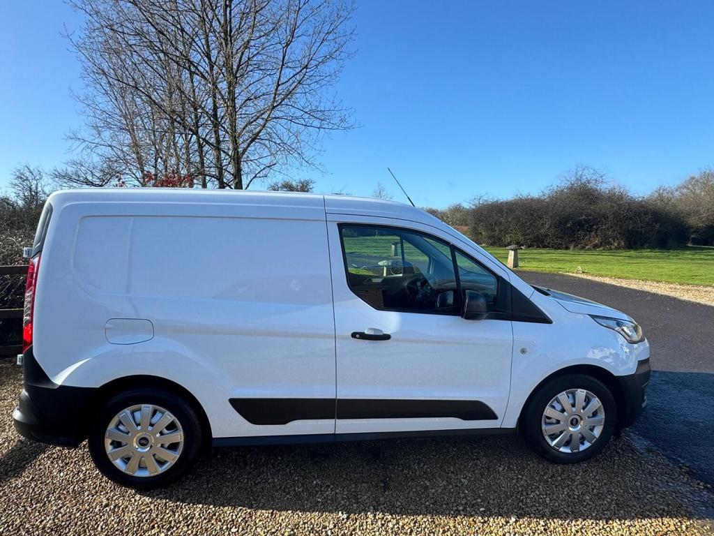 View FORD TRANSIT CONNECT 1.5 220 EcoBlue Leader 5Dr