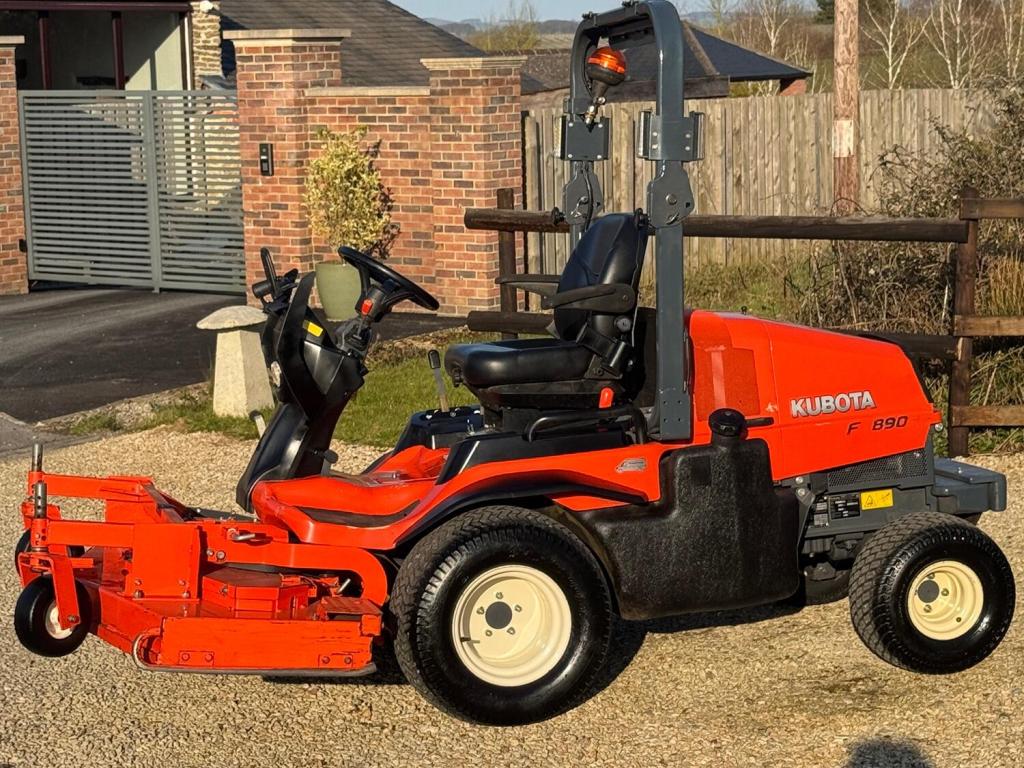 KUBOTA F3890