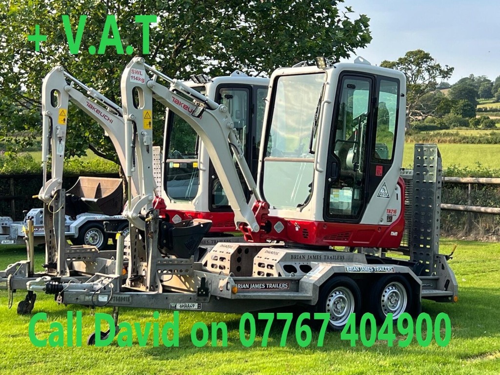 1925 CROSSLEY TAKEUCHI TB216  Cab Digger 1,235 Hrs