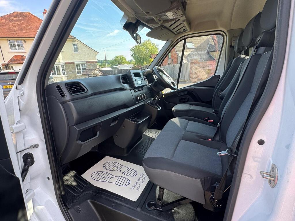 RENAULT MASTER