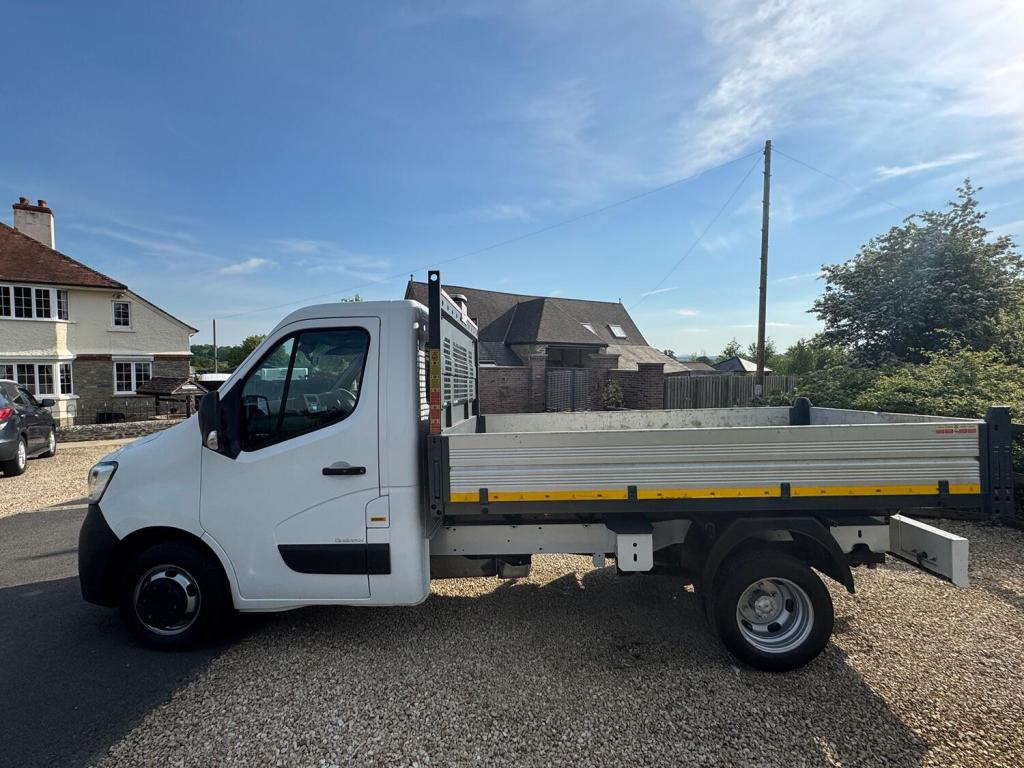 RENAULT MASTER