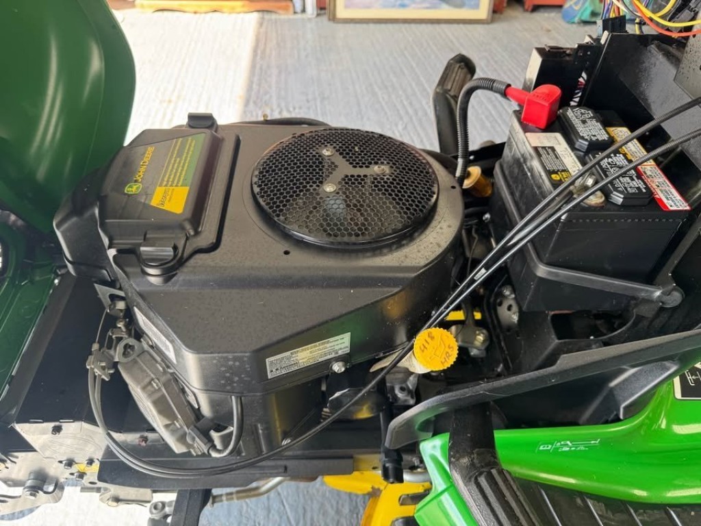 View JOHN DEERE GATOR X304 John Deere Ride On Mower