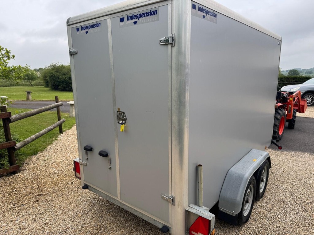 View FORD COURIER Indespention TAV 5H Box Trailer