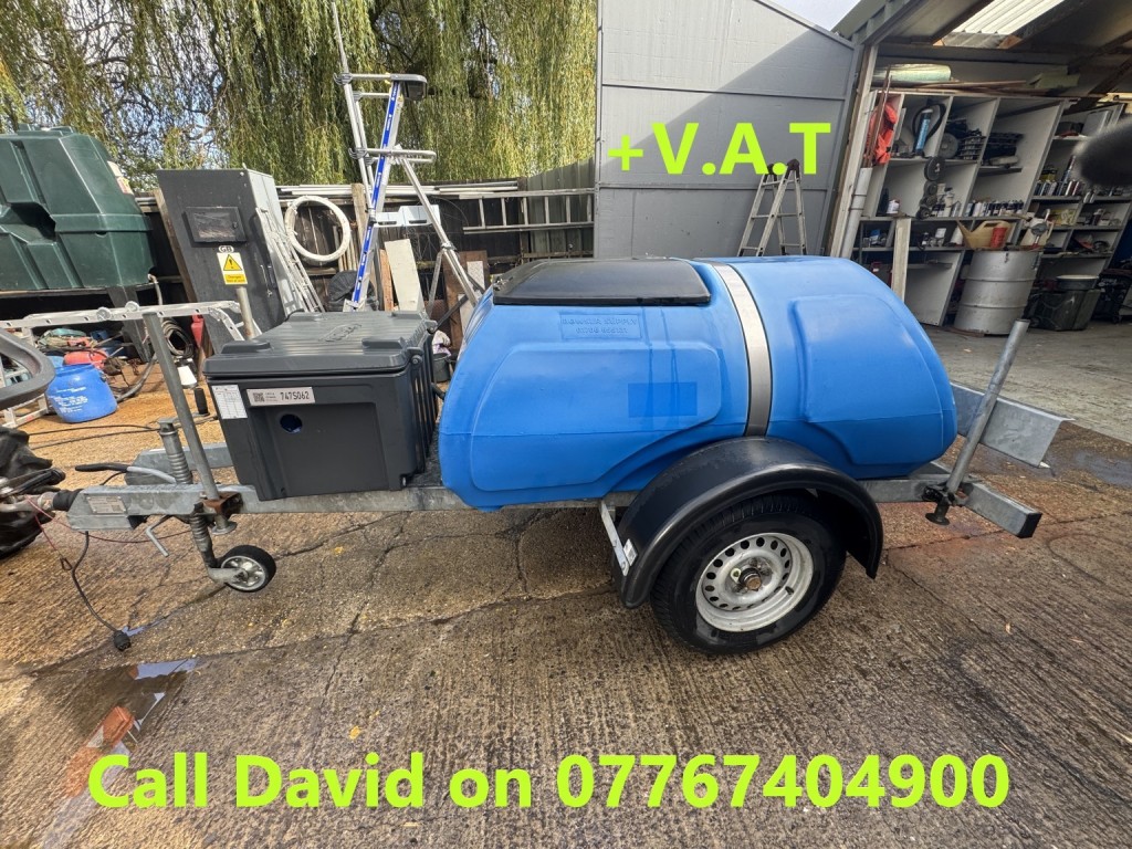View FORD CARGO Water Bowser 1,000 Ltrs