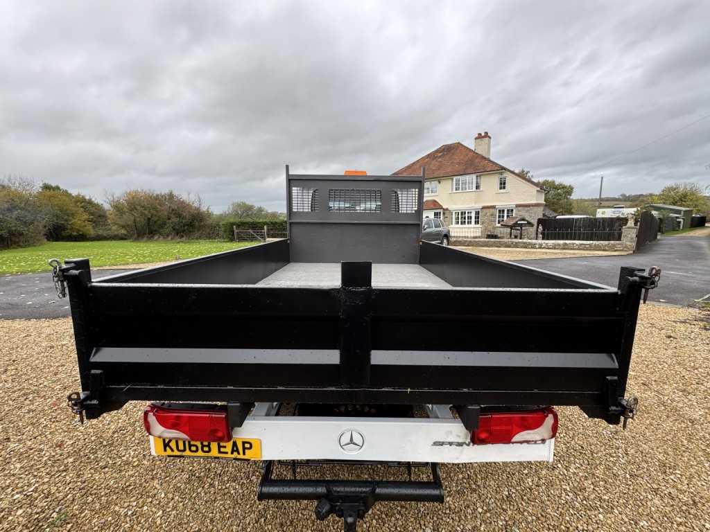 MERCEDES-BENZ SPRINTER