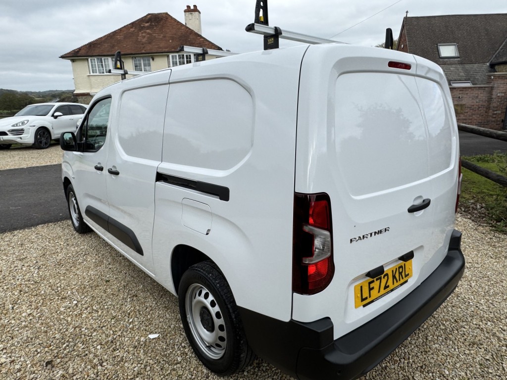 PEUGEOT PARTNER