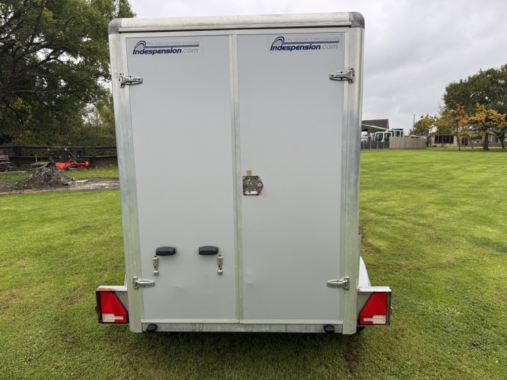 View FORD COURIER Indespention Box Trailer