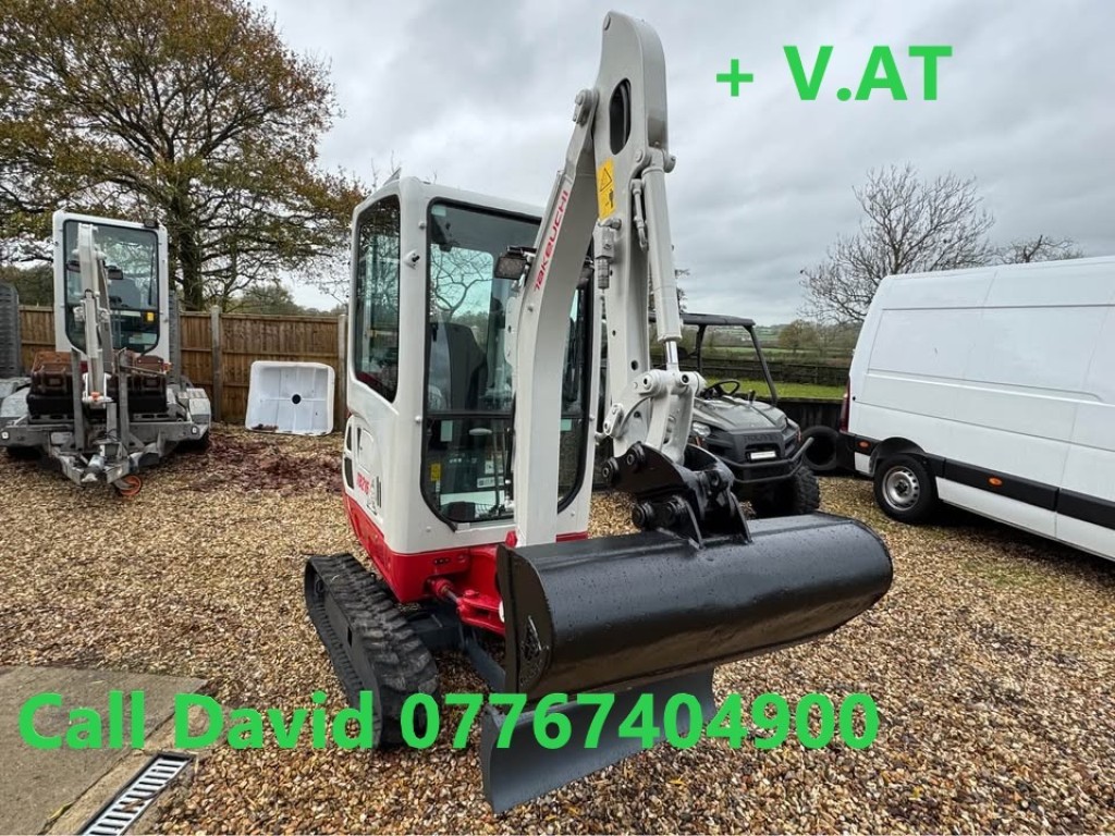 FORD TRANSIT Takeuchi TB216 Digger