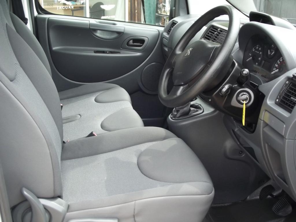 View PEUGEOT EXPERT HDI 1000 L1H1 PROFESSIONAL PV