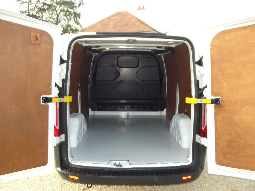 View FORD TRANSIT CUSTOM 310 TREND LOW ROOF  AC+ Sat-Nav
