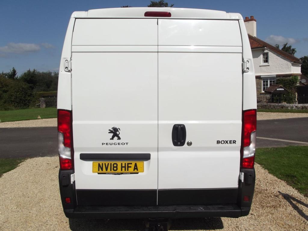 PEUGEOT BOXER