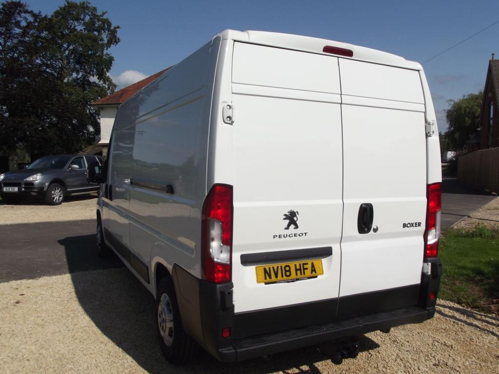 PEUGEOT BOXER