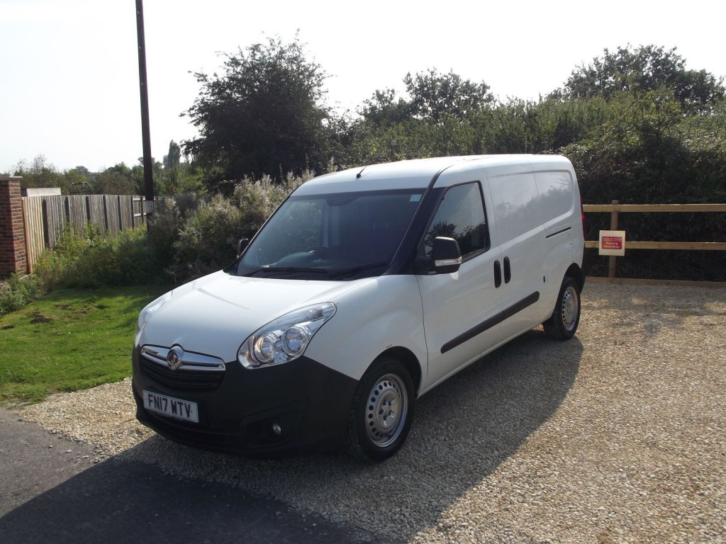 VAUXHALL COMBO