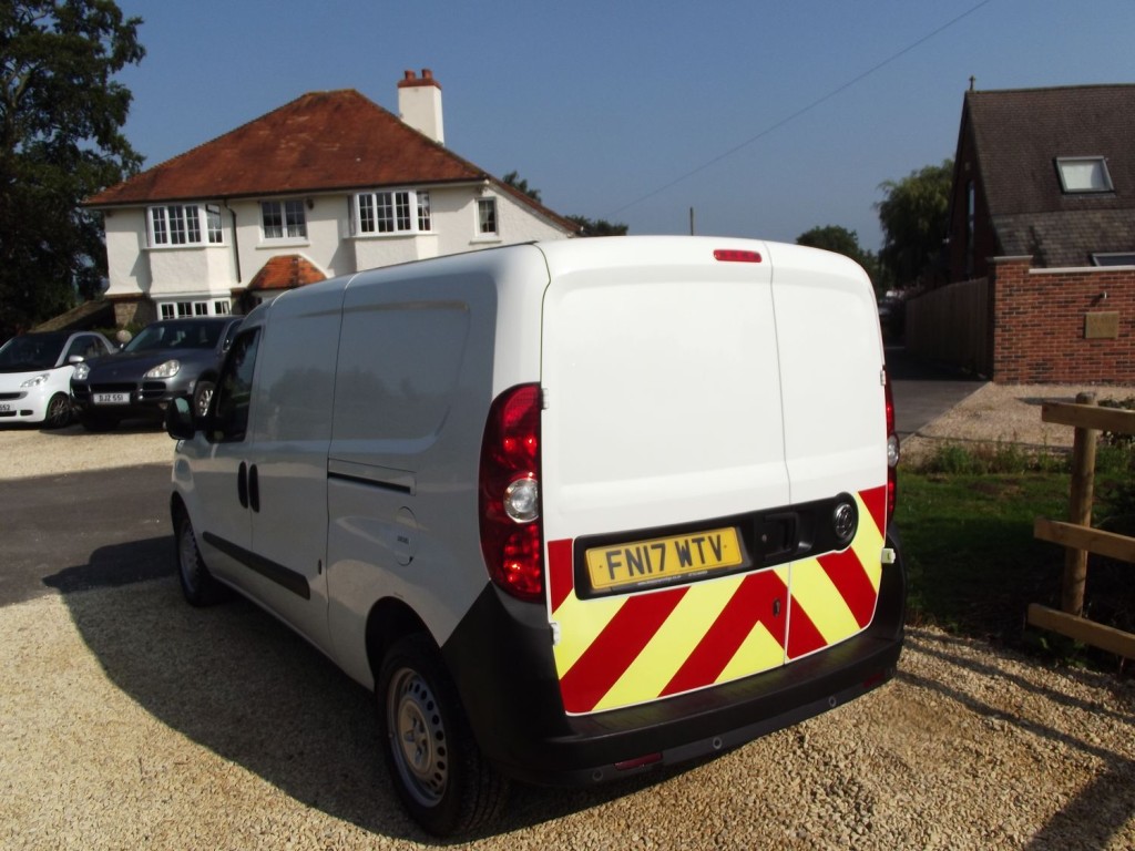 VAUXHALL COMBO