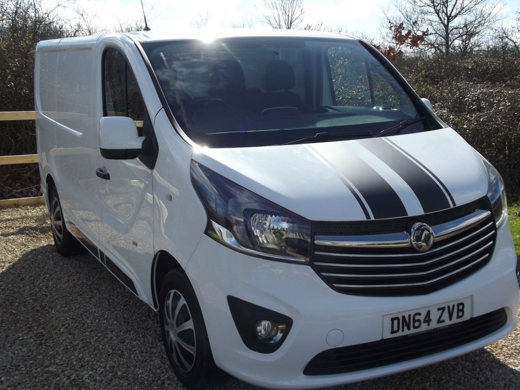 VAUXHALL VIVARO
