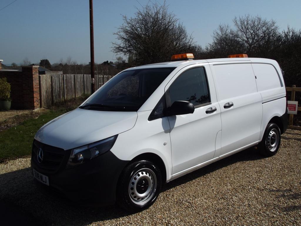 MERCEDES-BENZ VITO