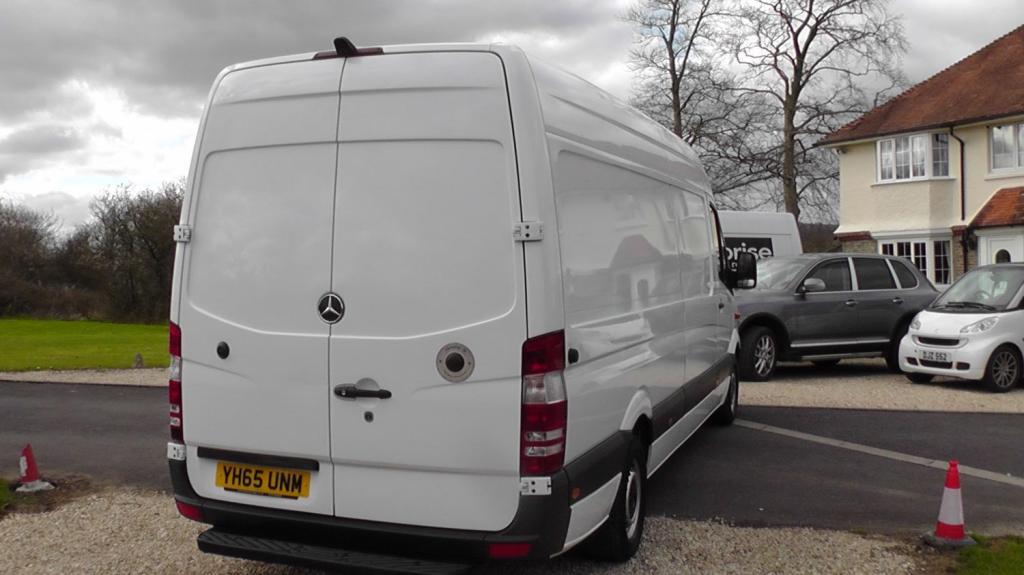 MERCEDES-BENZ SPRINTER