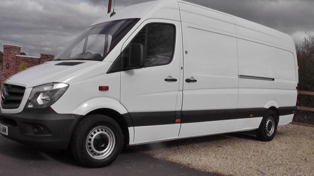 MERCEDES-BENZ SPRINTER