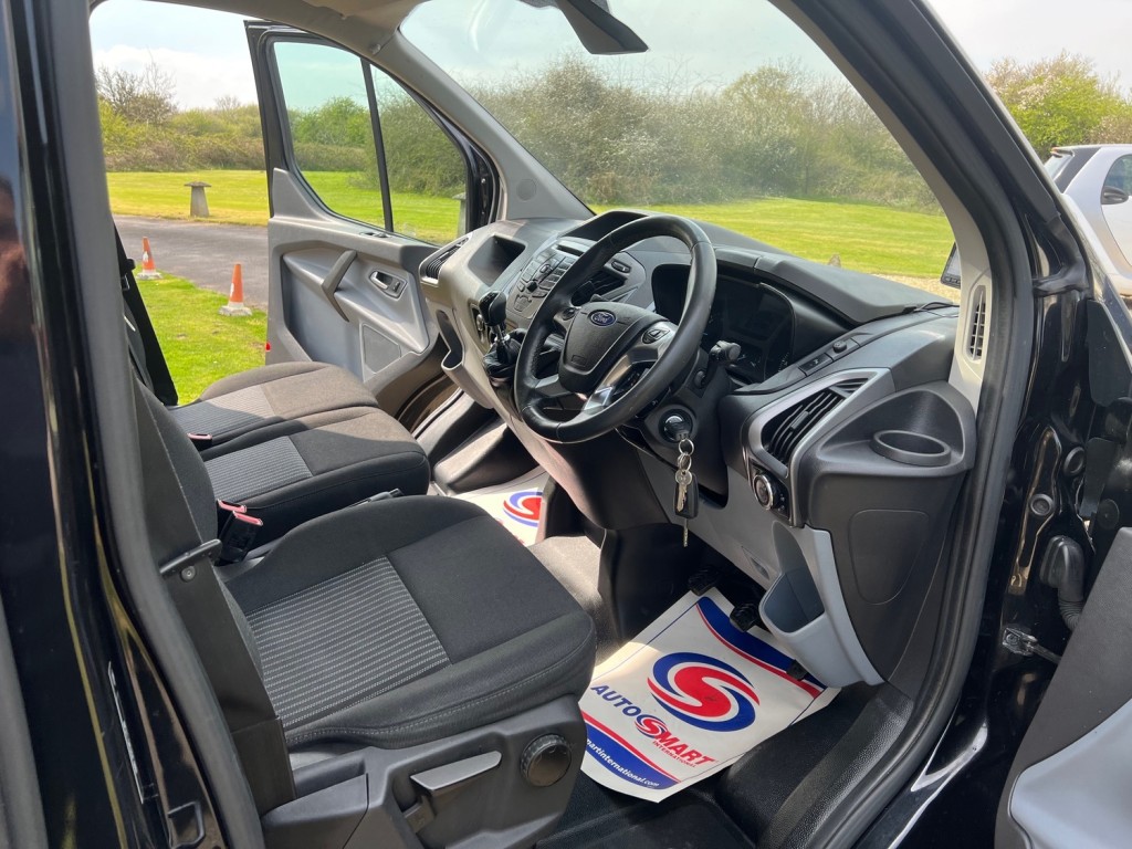 View FORD TRANSIT CUSTOM 270 TREND LR PV High Roof