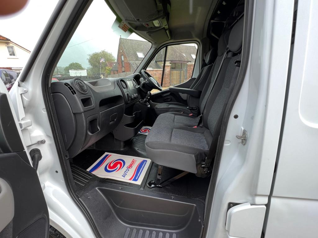 VAUXHALL MOVANO