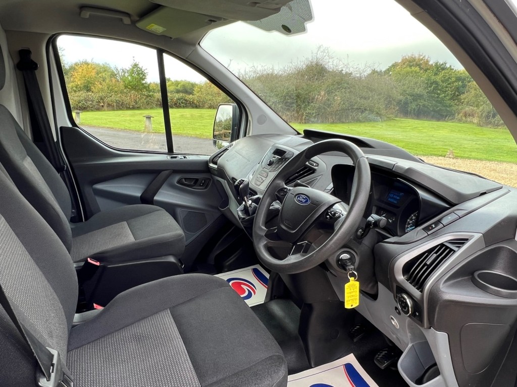View FORD TRANSIT CUSTOM 290 ECONETIC LR PV