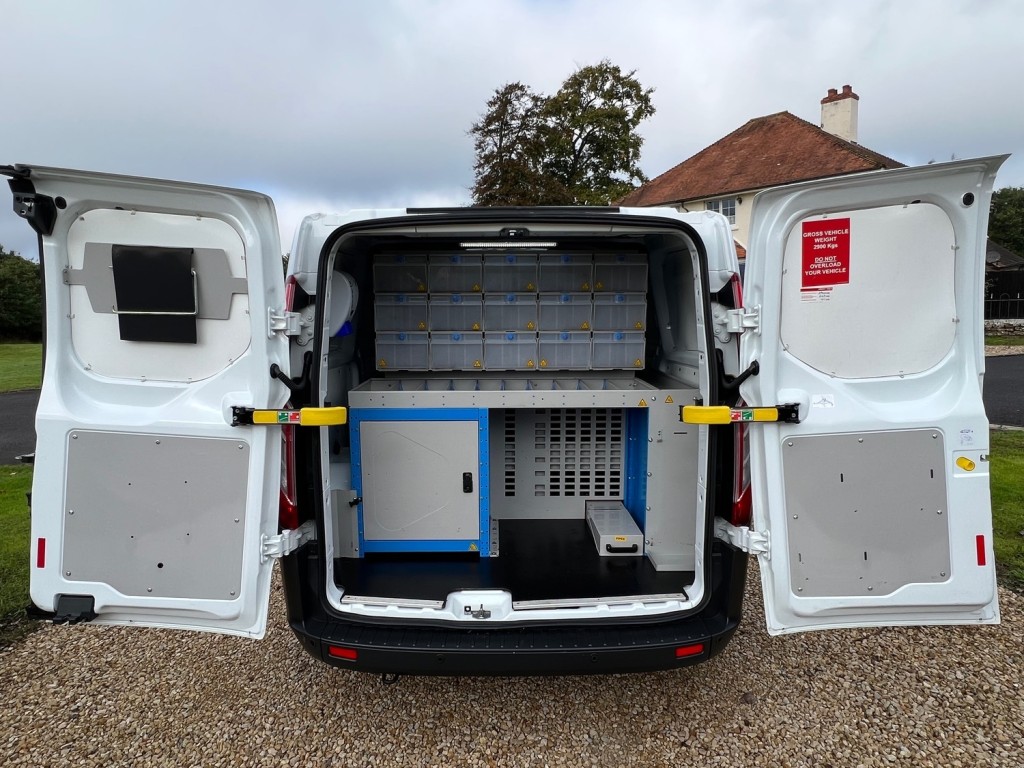 View FORD TRANSIT CUSTOM 290 ECONETIC LR PV