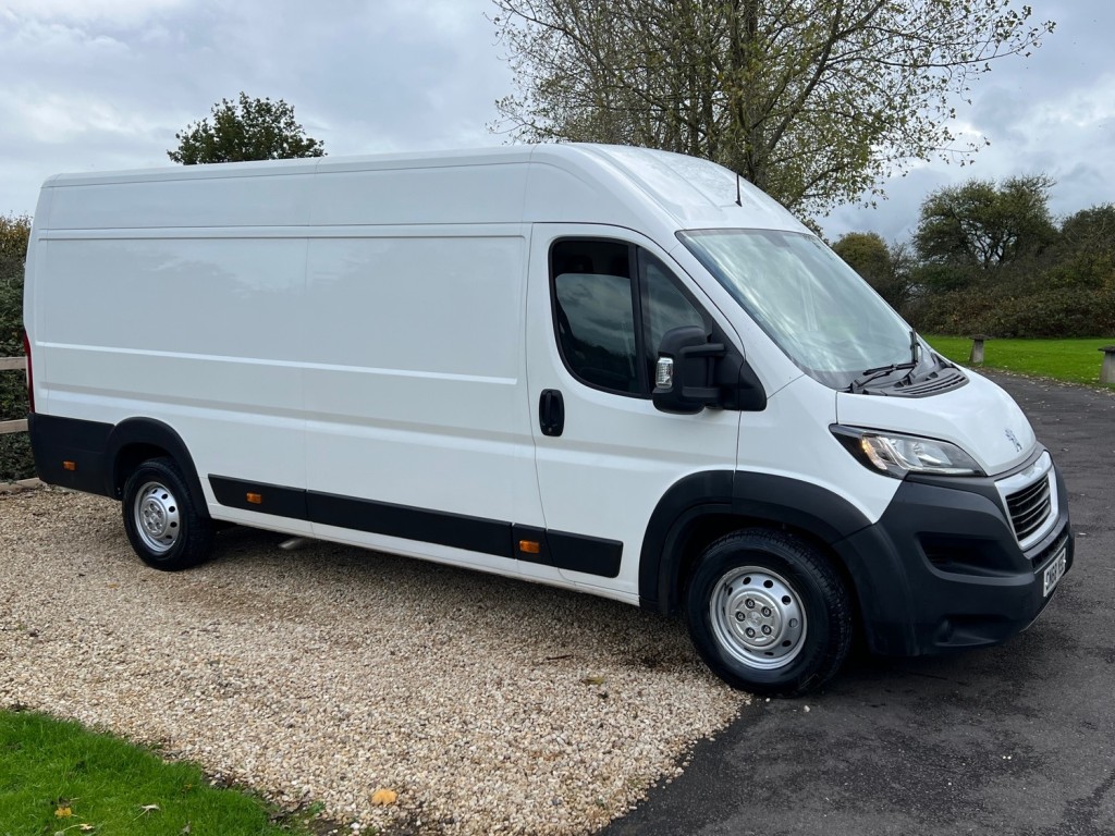 PEUGEOT BOXER