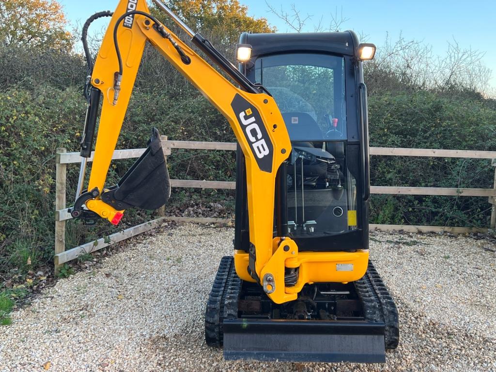 JCB 4CX